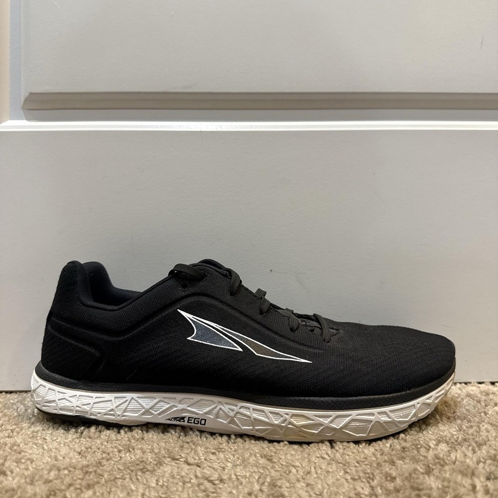 Altra Escalante Shoes Mens Size 9 Black Road Running Sneakers ALM1933G000